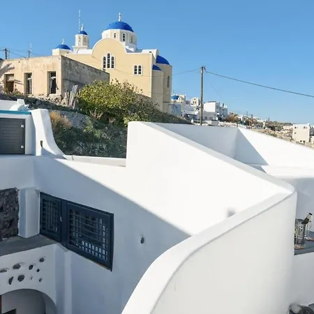 Apartment Santorini Traditional House With Private Hot Tub
