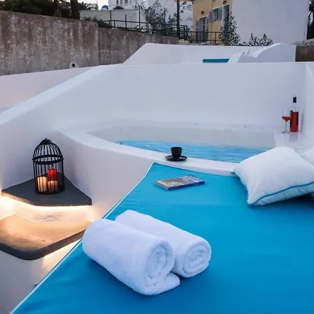 Apartment Santorini Traditional House With Private Hot Tub Fira (Santorini)