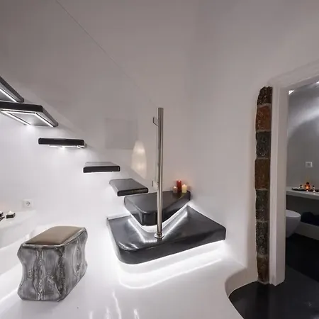 Apartment Santorini Traditional House With Private Hot Tub Fira (Santorini)