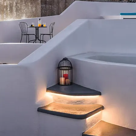 Santorini Traditional House With Private Hot Tub Fira (Santorini)